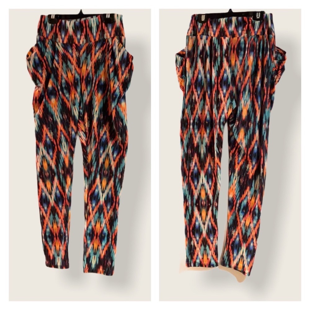 🔥  2/$15  🔥 🆕 Boho Vibrant Color Leggings! Comfy Stretch Pants w/ Cool Pockets!!